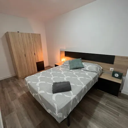 En Con Parking Apartment Zaragoza