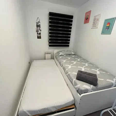En Con Parking Apartment *