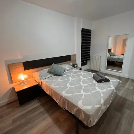 En Con Parking Apartment Zaragoza