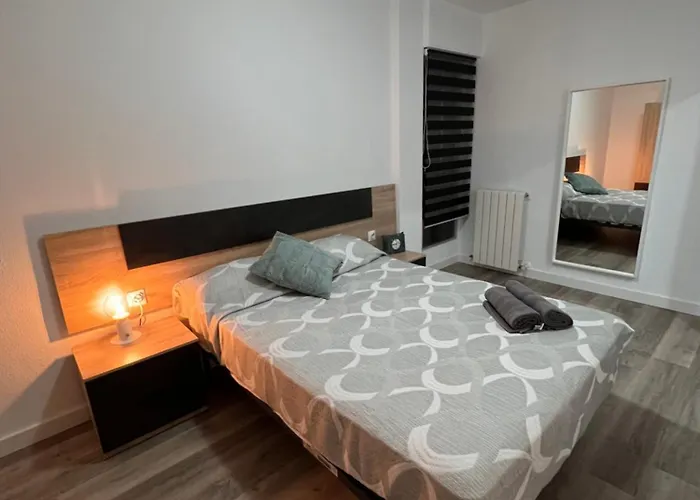 En Con Parking 아파트 사라고사